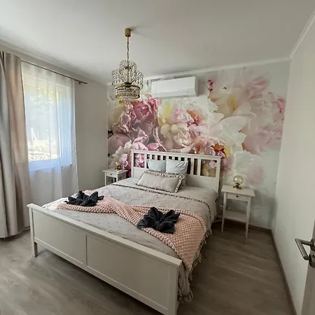 Apartman Fehér Lótusz *